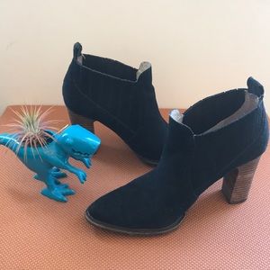 FARYL ROBIN suede ankle boots